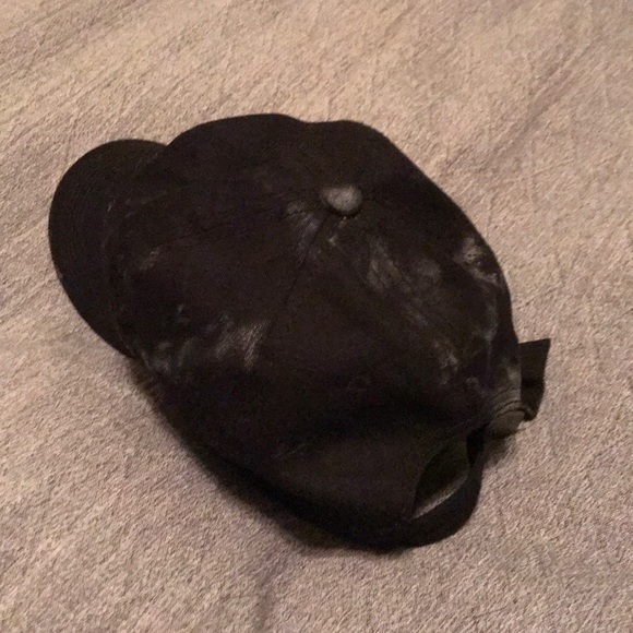 Young n Reckless Hat - Picture 2 of 2